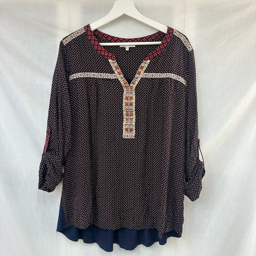B Skies are Blue‎ Red Blue Peasant Blouse Plus-size 2X Embroidered Accents Rayon
